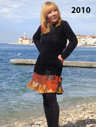 V lastni kreaciji krila iz blaga in usnjenih kosov, 2010